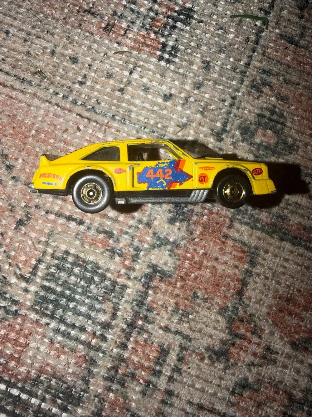 Vintage 1978 Hot Wheels Flat Out 442 Yellow Die-Cast Car
